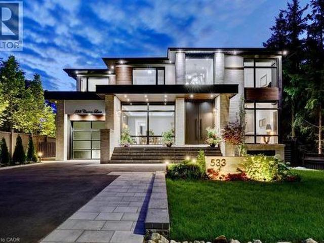 House for sale in Oakville, Ontario