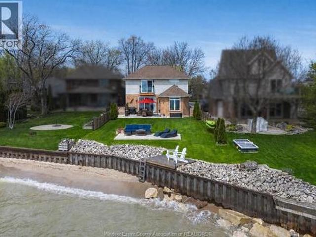 House for sale in Essex, Ontario