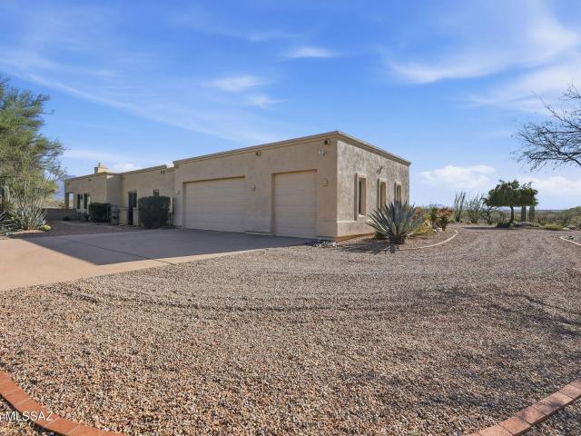 House for sale in Green Valley, Arizona