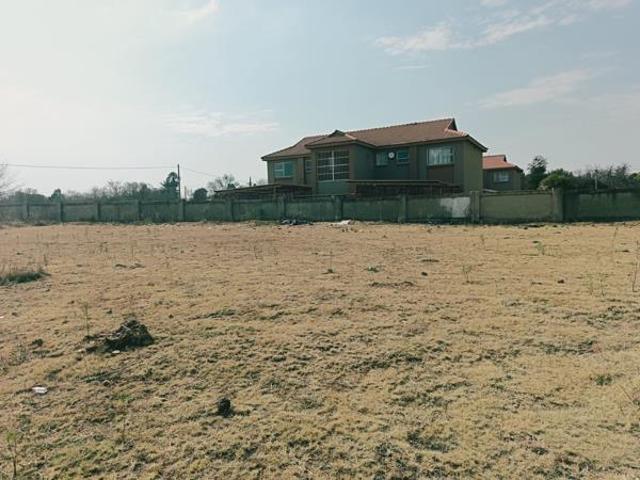 Land for sale in Dr Kenneth Kaunda, North West