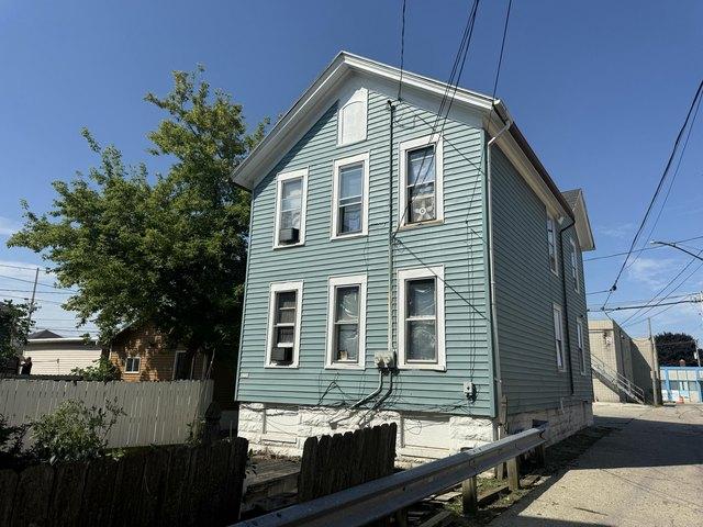 House for sale in Milwaukee, Wisconsin