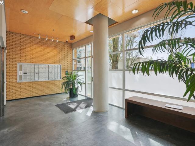 Condo for sale in Oregonia