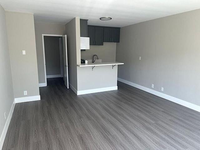 Apartment for rent in Inglewood, California