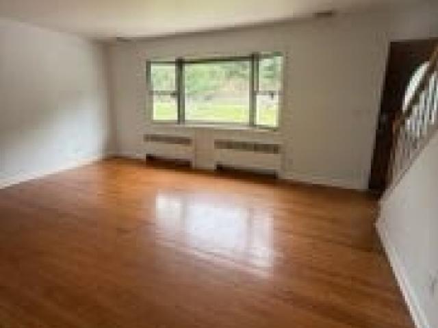 Property for rent in Oakland, New Jersey