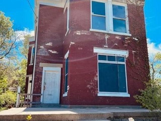 House for sale in Avondale, Roselawn