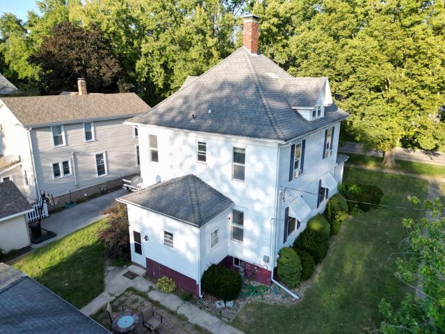 House for sale in Watseka, Illinois