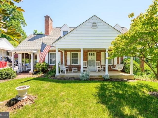 House for sale in Charles Town, West Virginia