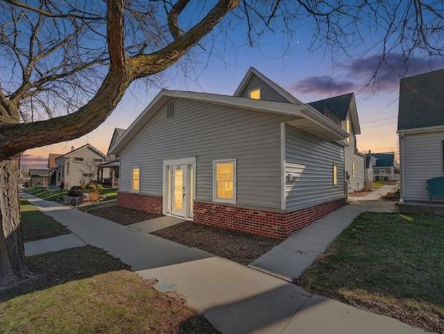 House for sale in West Bend, Wisconsin