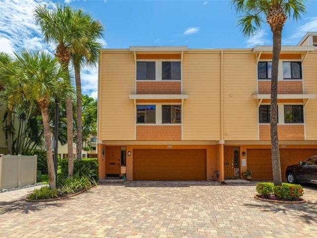 Townhouse for sale in Florida