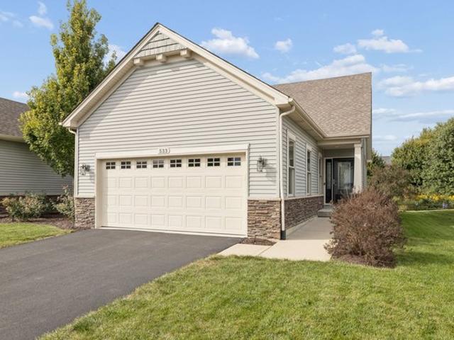 Townhouse for sale in Oswego, Illinois