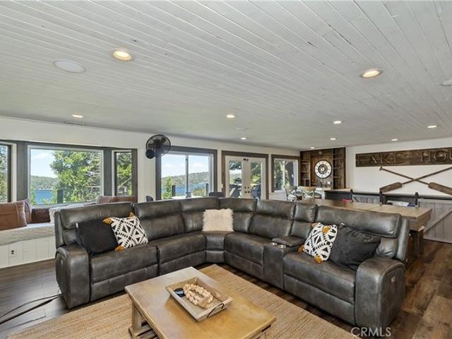 House for sale in Cedar Glen, California