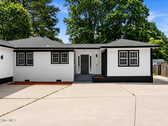 House for sale in Warsaw, North Carolina