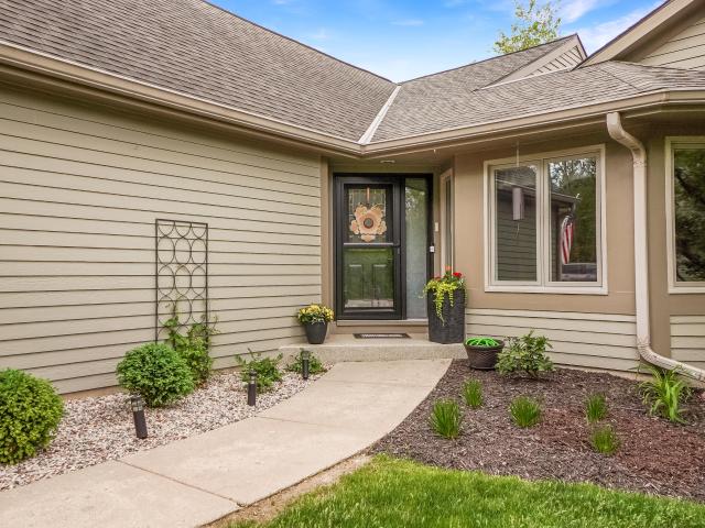 Condo for sale in Hartland, Wisconsin