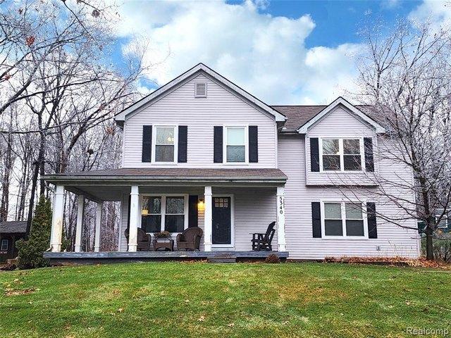 House for sale in Fenton, Michigan