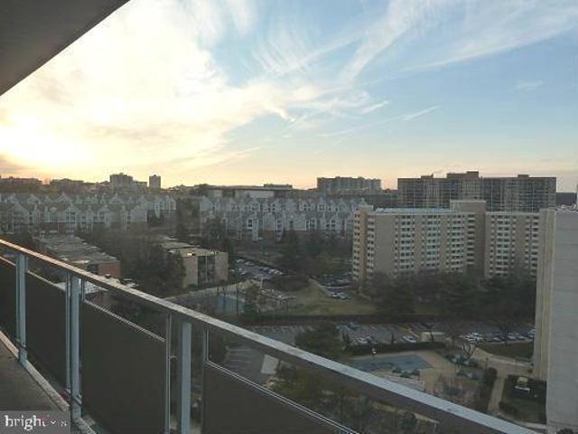 Condo for sale in Alexandria