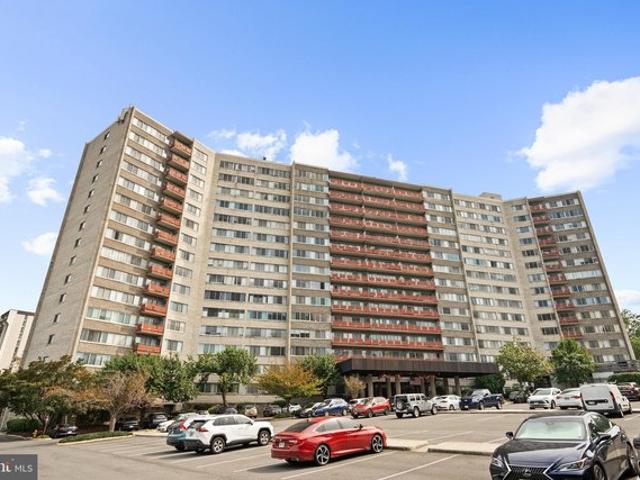 Condo for sale in Virginia