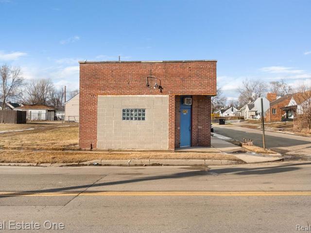 Commercial for sale in Detroit