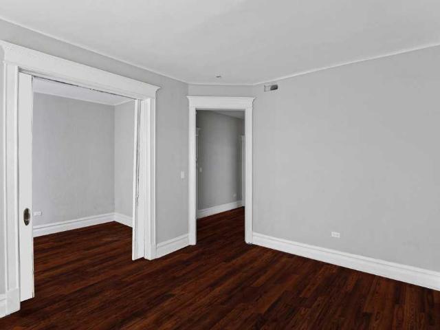 Condo for rent in Chicago Park, Illinois