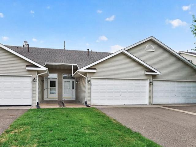 Townhouse for sale in Ramsey, Minnesota
