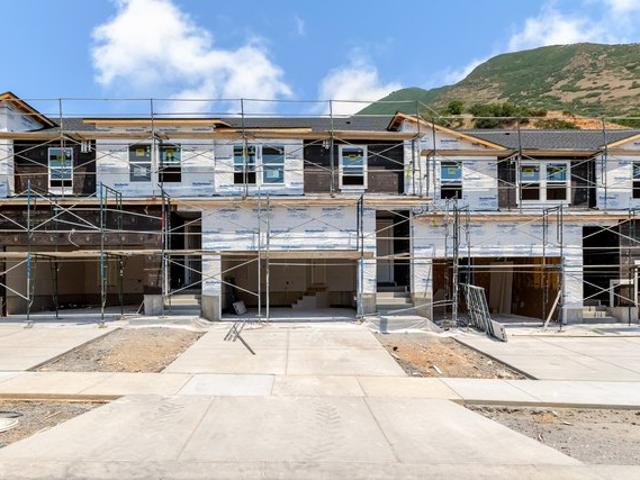 Townhouse for sale in Mapleton, Utah