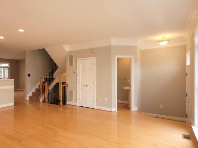 Property for rent in Virginia