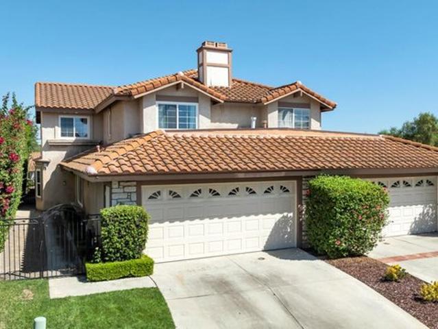 Townhouse for sale in Agoura Hills, California