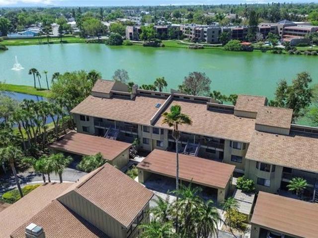 Condo for sale in Sarasota, Florida