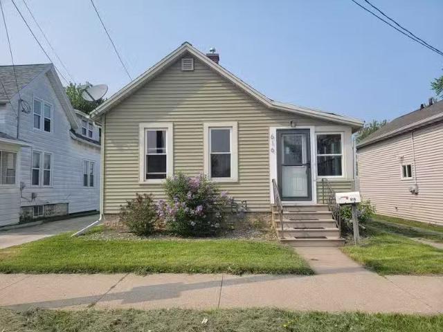 House for rent in Oshkosh