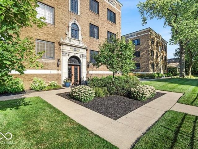 Condo for sale in Camby, Indiana