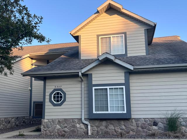 Condo for sale in Gazebo Condominiums, Greenfield