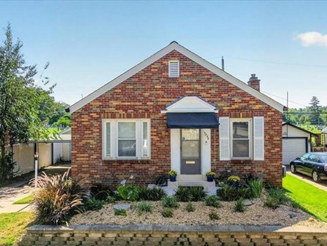 House for sale in Saint Louis Hills, Saint Louis