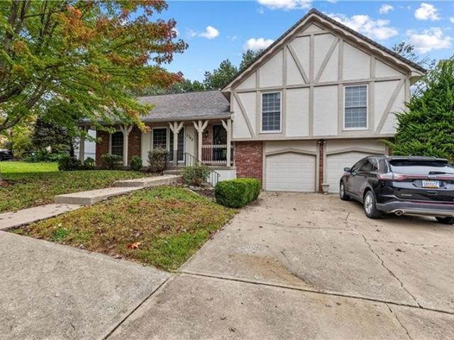 House for sale in Pinehurst, Overland Park