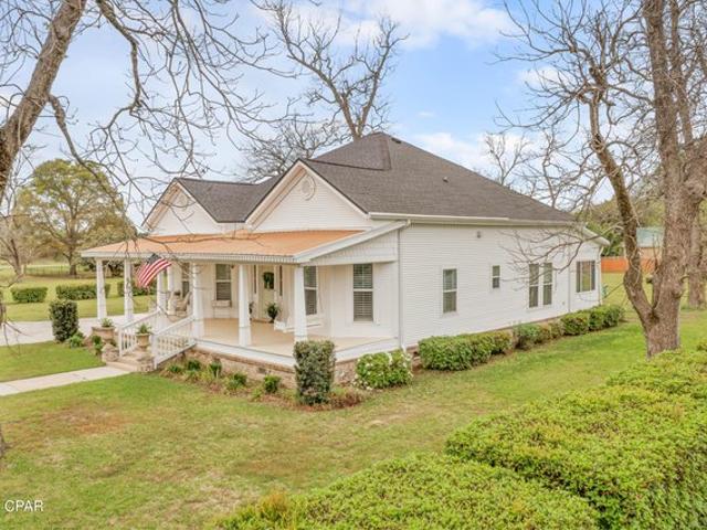 House for sale in Malone, Florida
