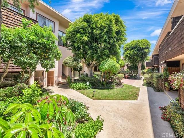 Condo for sale in Encino Neighborhood Council District, Los Angeles