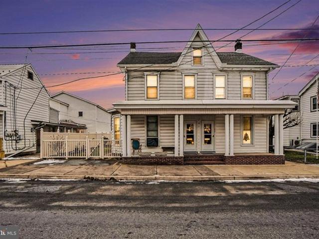 Townhouse for sale in Lykens, Pennsylvania