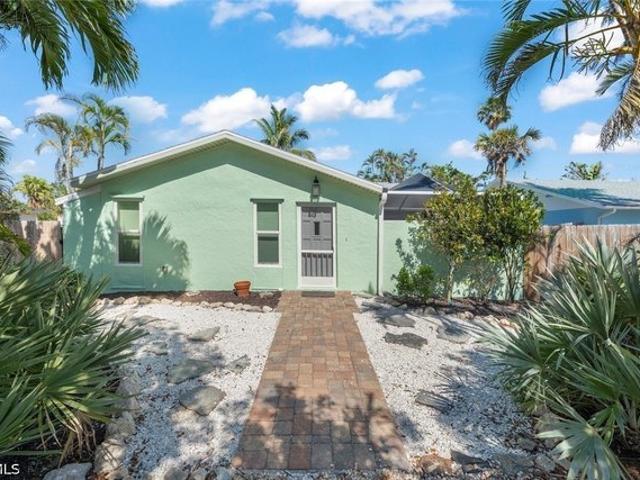 House for sale in Sanibel, Lee County