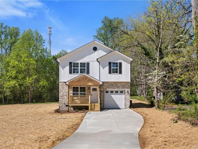 House for sale in Yadkinville, North Carolina