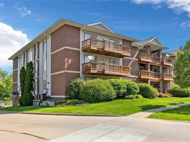 Condo for sale in Iowa City, Iowa