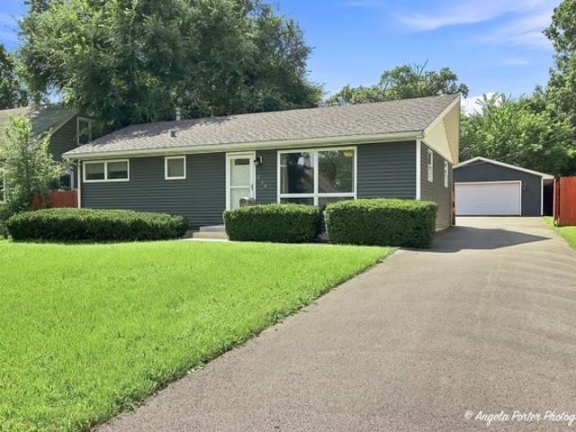 House for sale in Winthrop Harbor, Illinois