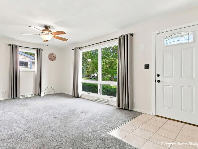 House for sale in Winthrop Harbor, Illinois