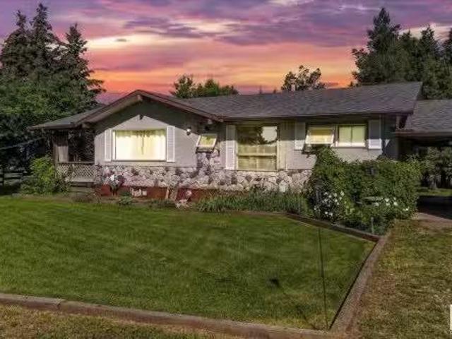 House for sale in Alberta