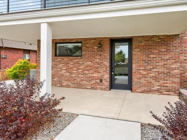 Townhouse for sale in Arvada, Jefferson County
