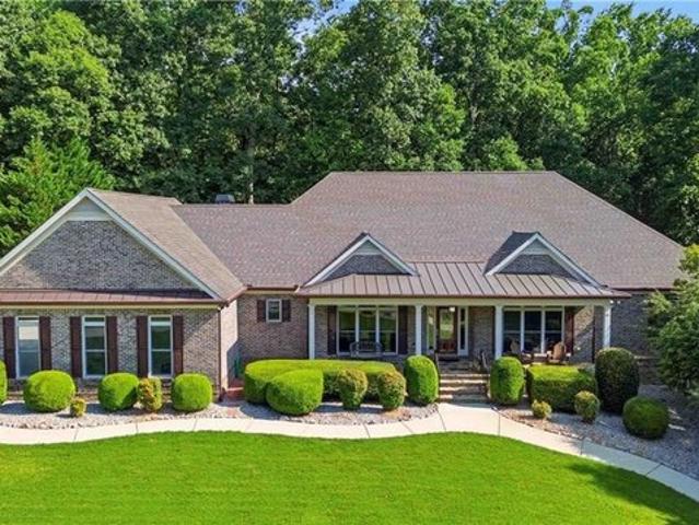 House for sale in Jefferson, Georgia