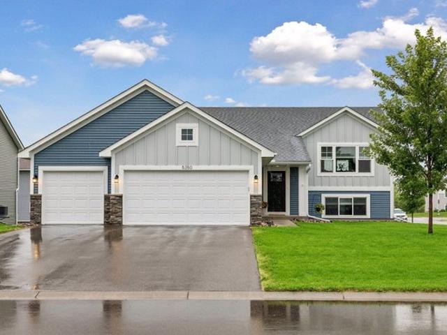 House for sale in Lakeville, Minnesota