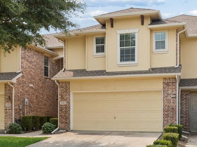 Townhouse for sale in Frisco, Texas