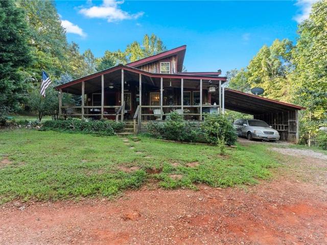 House for sale in Dahlonega, Georgia