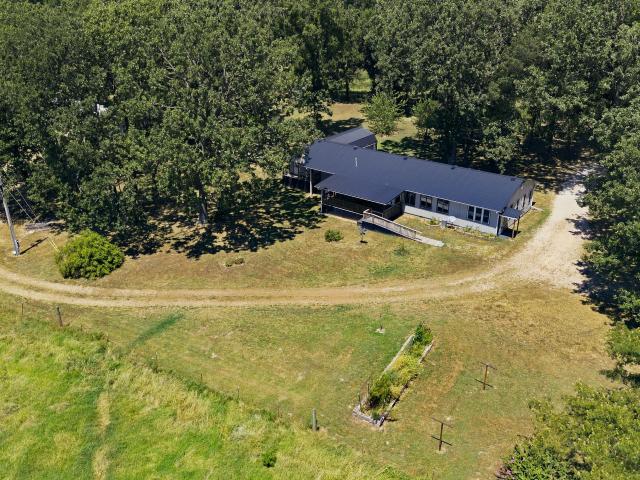 House for sale in Barry, Missouri