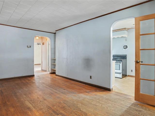 House for sale in Queens, Arverne