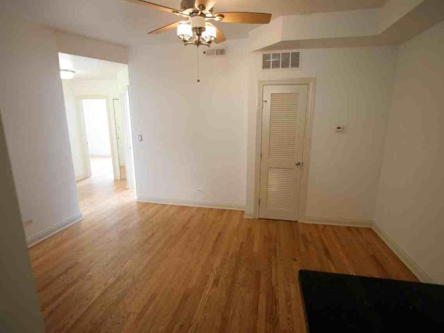Apartment for rent in Chicago, Cook County