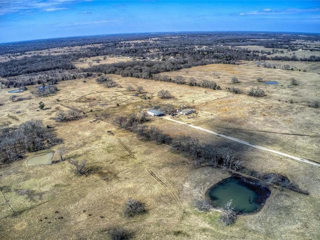 House for sale in Wills Point, Texas